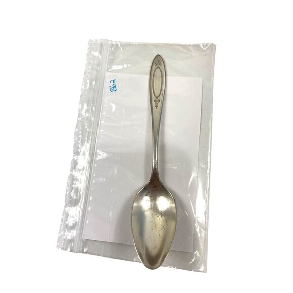 Vintage Tudor Plate Oneida Community Silverplate Teaspoon B62 - Picture 6 of 6